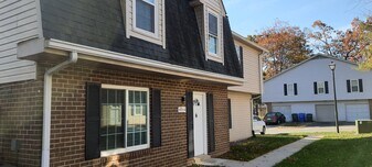 4703 Rookewood Plz, Unit A in Waldorf, MD - Building Photo
