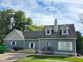 301 King St in Stoughton, WI - Building Photo