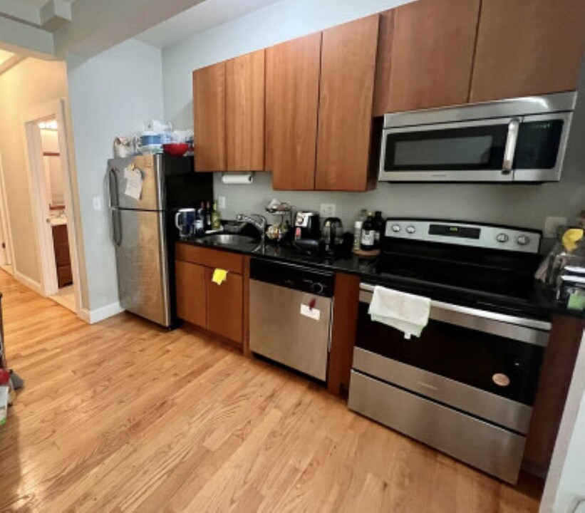 41 Washburn St, Unit 1 in Boston, MA - Foto de edificio