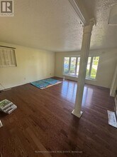 12 Vanderbrent Crescent in Toronto, ON - Building Photo - Building Photo