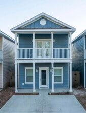 8606 Marlin Pl in Panama City, FL - Building Photo - Building Photo