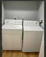 2525 E Biddle St in Baltimore, MD - Foto de edificio - Building Photo