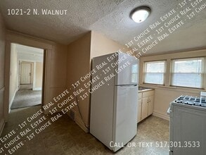 1021 N Walnut St in Lansing, MI - Building Photo - Building Photo