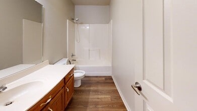 1709 Redbud Dr in Joplin, MO - Building Photo - Building Photo