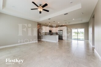 3757 NE 14th Ave in Cape Coral, FL - Building Photo - Building Photo