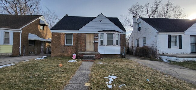 property at 16266 Novara St