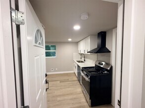 5238 Pease St in Houston, TX - Building Photo - Building Photo