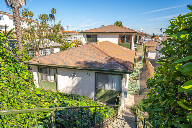 740 W 21st St in San Pedro, CA - Building Photo - Building Photo