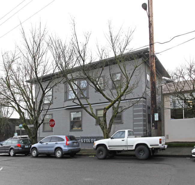 Sarah Friendly-Lauer Bldg in Portland, OR - Foto de edificio - Building Photo