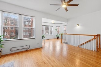 6445 N Greenview Ave in Chicago, IL - Building Photo - Building Photo