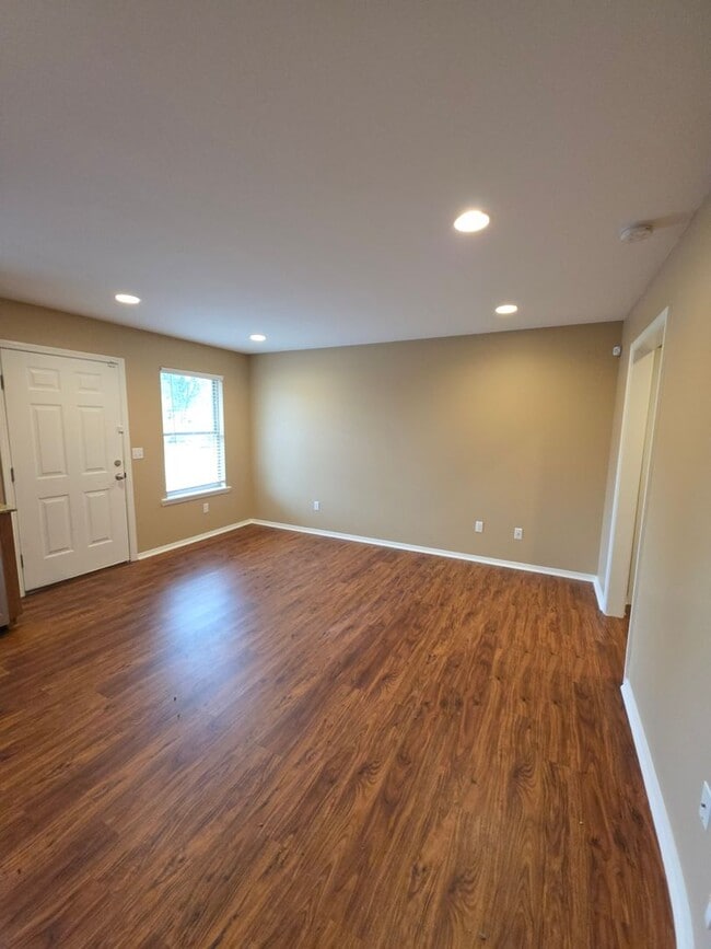 808 S Knoxville Ave in Russellville, AR - Building Photo - Building Photo
