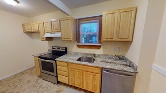 19 Studley Ave, Unit 2 in Brockton, MA - Building Photo