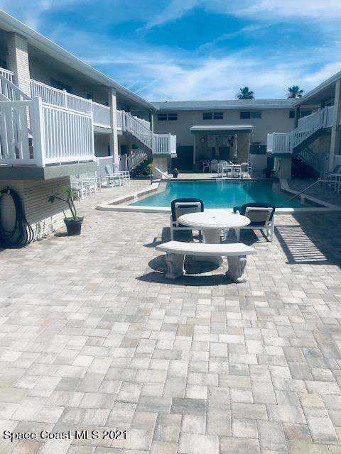 property at 190 Flagler Ln