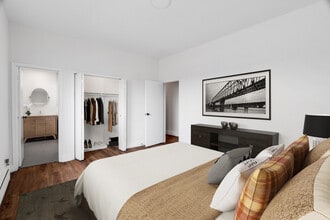 80 Speers in Oakville, ON - Building Photo - Building Photo