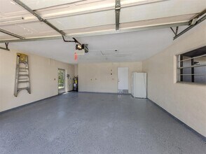 1229 Lucaya Ave in Venice, FL - Building Photo - Building Photo