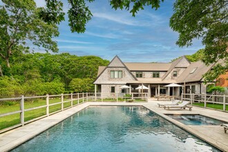 92 Scrimshaw Ln in Amagansett, NY - Building Photo - Building Photo