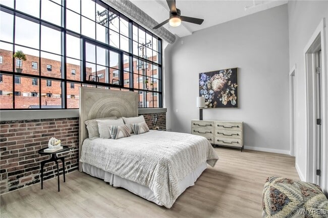 property at 628 Ellicott St