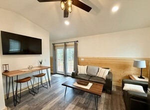 35618 Kenai Spur Hwy in Soldotna, AK - Building Photo - Building Photo