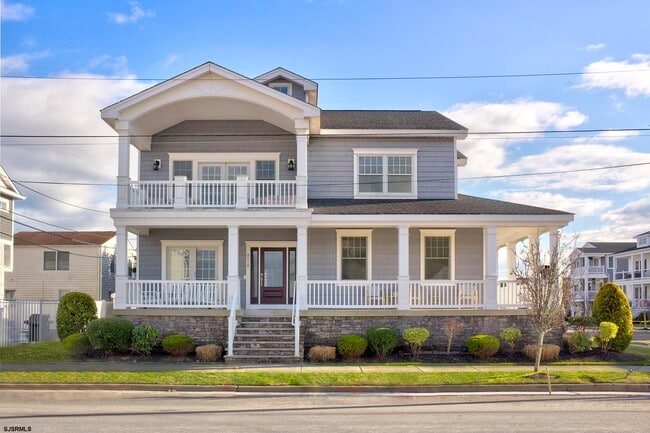 property at 8510 Fulton Ave