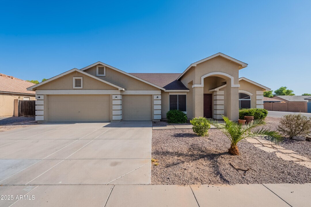3735 E Rousay Dr in Queen Creek, AZ - Building Photo