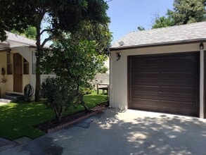 1726 La Senda Pl, Unit 1726 in South Pasadena, CA - Building Photo - Building Photo