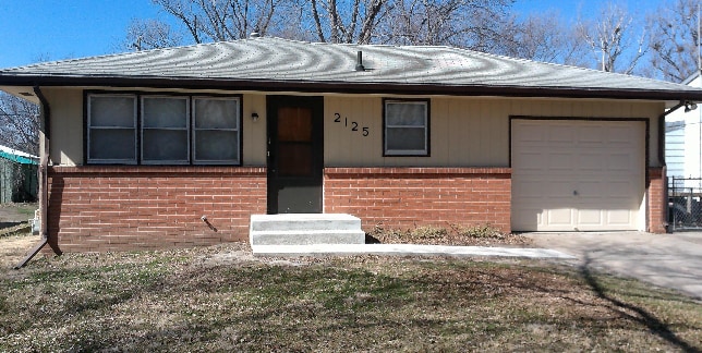 property at 2125 Griffith St