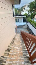 1594 Wailele St in Honolulu, HI - Building Photo - Building Photo