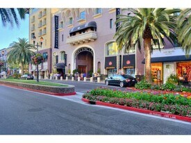 333 Santana Row in San Jose, CA - Building Photo
