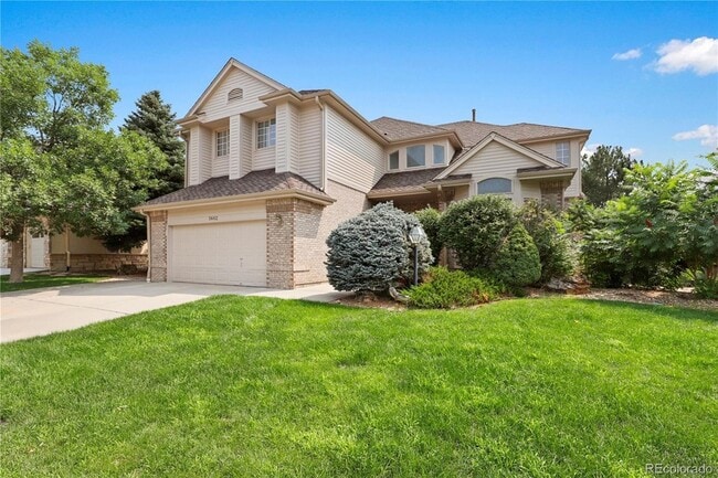 5662 S Nome St in Englewood, CO - Foto de edificio - Building Photo