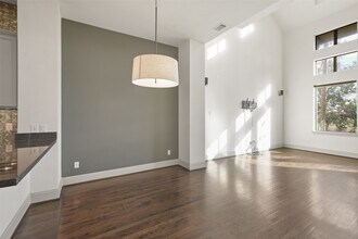 5000 Schuler St in Houston, TX - Building Photo - Building Photo