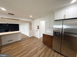 7 Orchid Ln in Cherry Hill Township, NJ - Building Photo - Building Photo