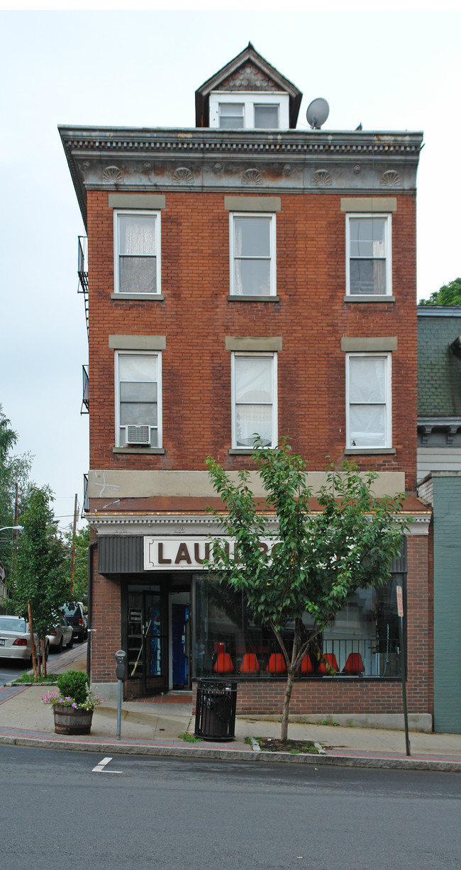 22 Main St in Tarrytown, NY - Building Photo - Building Photo