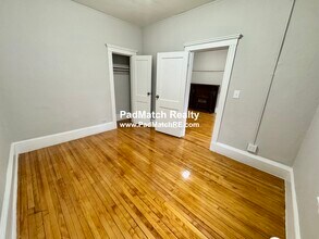 759 Columbia Rd, Unit 1 in Boston, MA - Building Photo - Building Photo