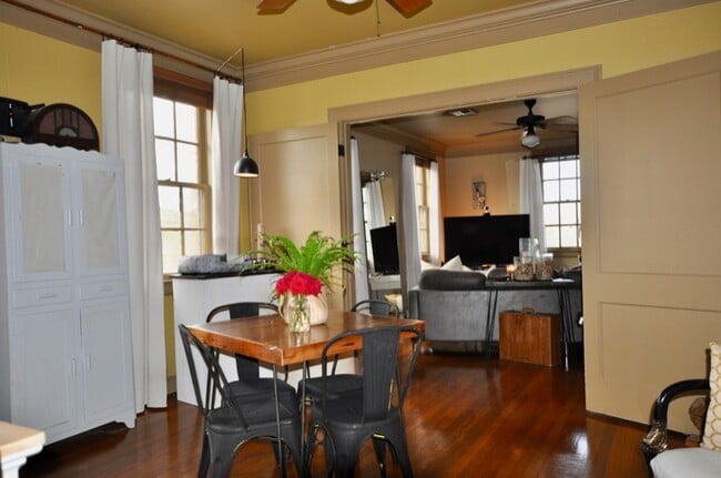 317 W University Ave in Lafayette, LA - Building Photo - Building Photo