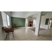 113 NW 35th St in Miami, FL - Building Photo - Building Photo