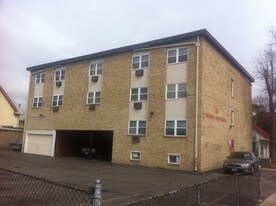 SBM 140 LLC in Bridgeport, CT - Building Photo