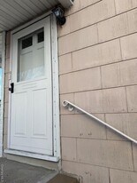 30 Gibson Blvd in Valley Stream, NY - Building Photo