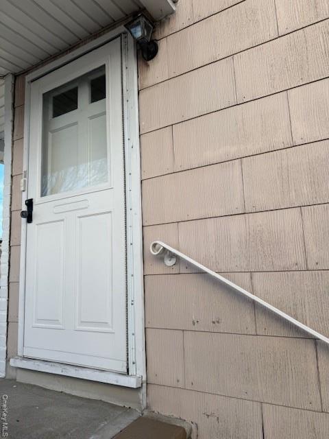 30 Gibson Blvd in Valley Stream, NY - Foto de edificio