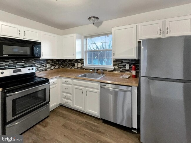 4719 Rollingdale Way in Capitol Heights, MD - Building Photo - Building Photo