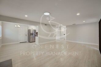 6507 Matterhorn Dr in Sacramento, CA - Building Photo - Building Photo