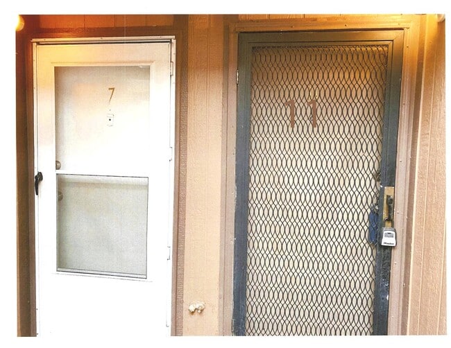 2375 Tripp Dr in Reno, NV - Building Photo - Building Photo
