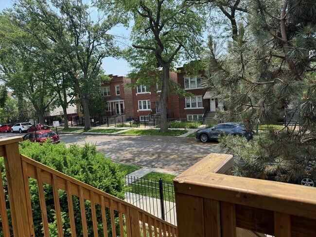 4442 W Thomas St in Chicago, IL - Building Photo - Building Photo