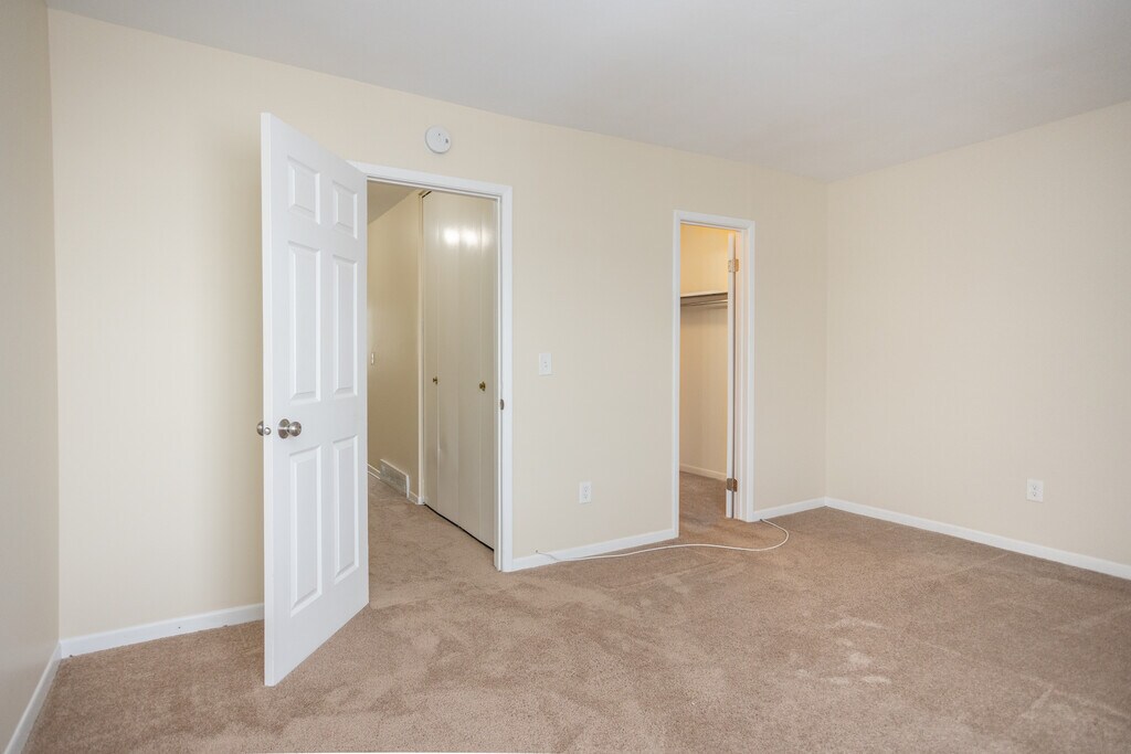 Glenview Townhomes Liverpool, NY Apartments For Rent