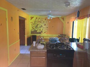 709 Ponderosa Dr E in Lakeland, FL - Building Photo - Building Photo