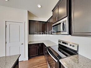 12726 81st Ave Ct E in Puyallup, WA - Building Photo - Building Photo