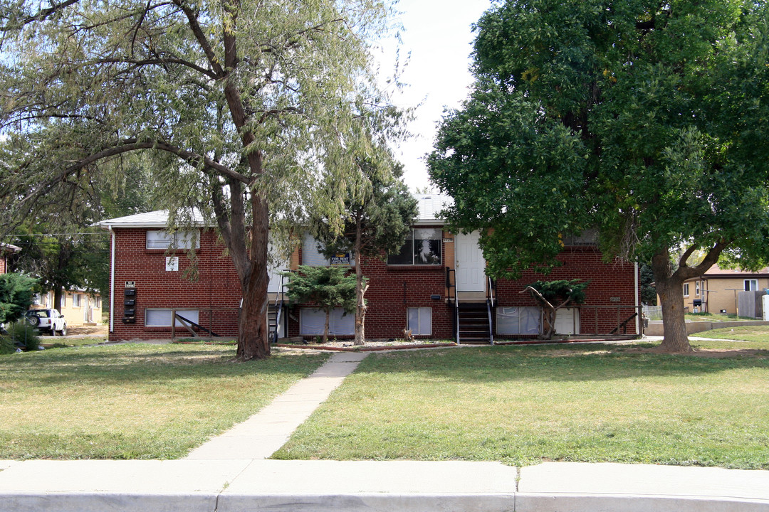 1122-1128 Xanthia St in Denver, CO - Building Photo