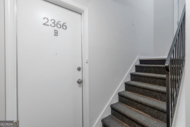 2364 Peachwood Cir NE in Atlanta, GA - Building Photo - Building Photo