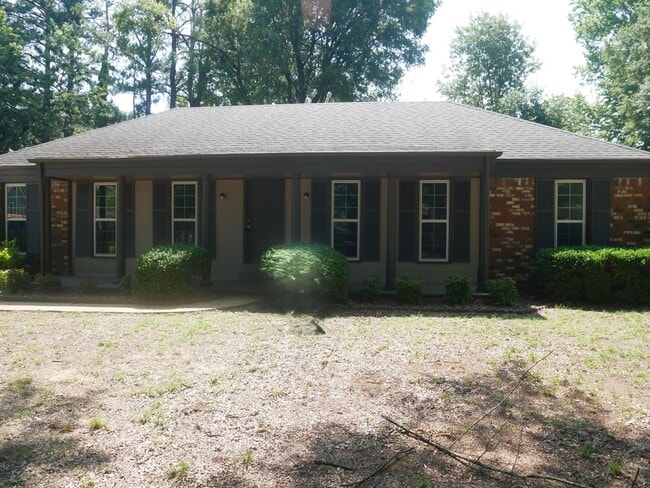 8720 Greenway Rd in Southaven, MS - Building Photo - Building Photo