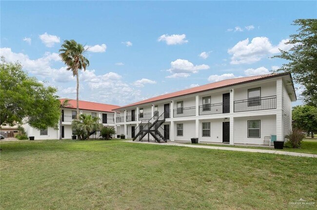 12 E Stubbs St in Edinburg, TX - Foto de edificio - Building Photo