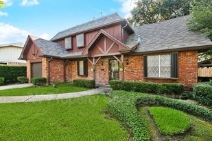 4805 Burke Dr in Metairie, LA - Building Photo